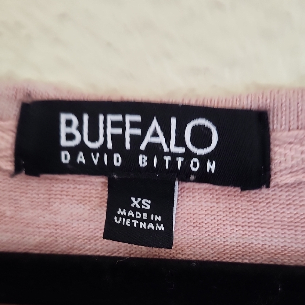 Buffalo David Bitton Pink Long Sleeve Crew Neck Sweatshirt - Picture 2 of 8